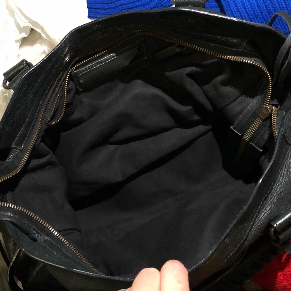 *SOLD* Balenciaga classic city bag in medium - Picture 7 of 8
